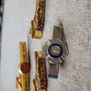 4 Hook fast Vintage Tie Clip Bar Hook Fast Red Shield Trucking‎ +